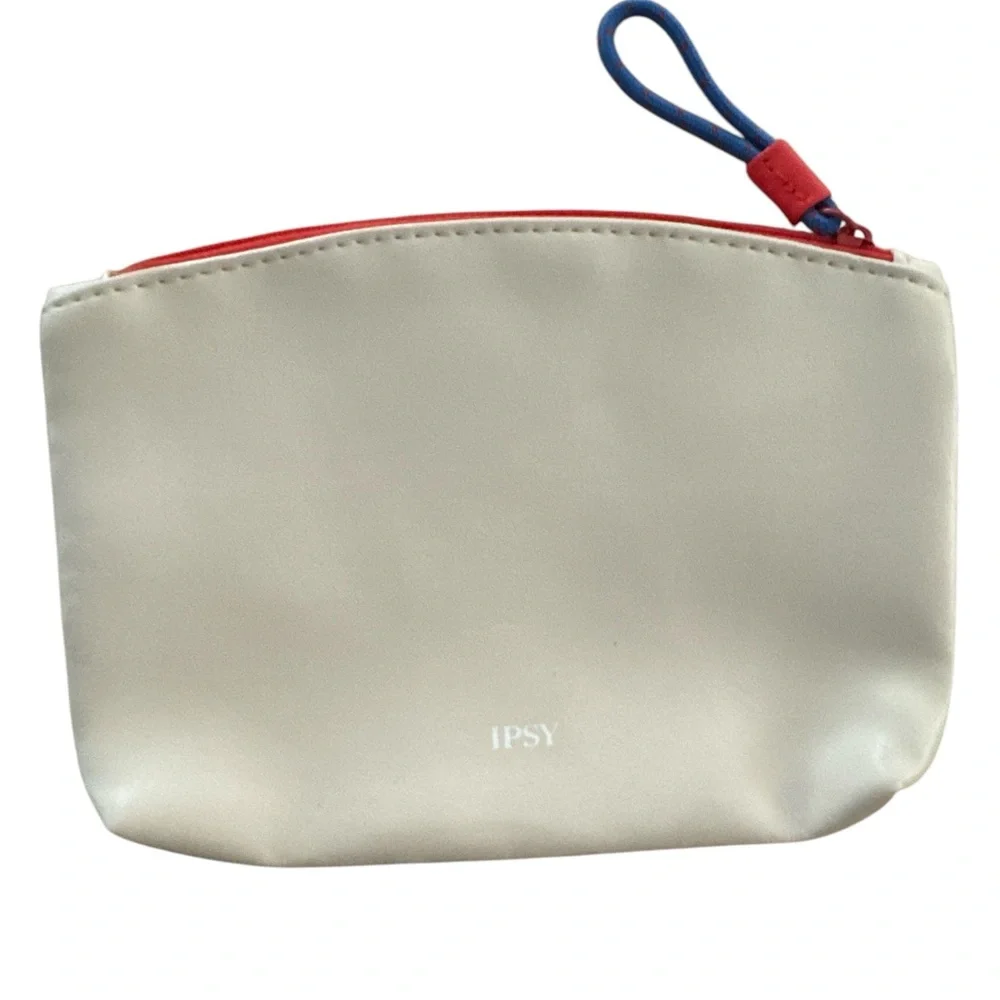 Ipsy Glam Bag Stylish Cream Pouch‎ Diversity Confident Women